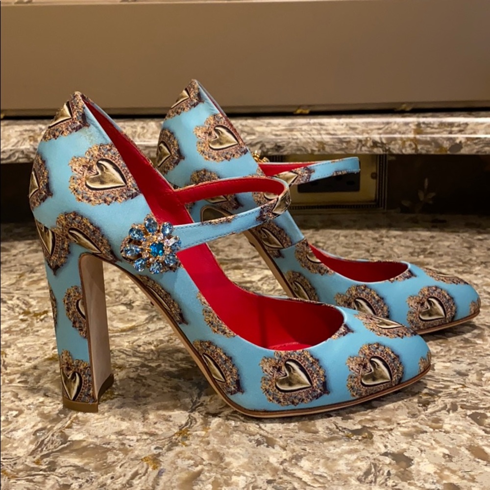 Dolce & Gabbana Crystal-embellished Pumps